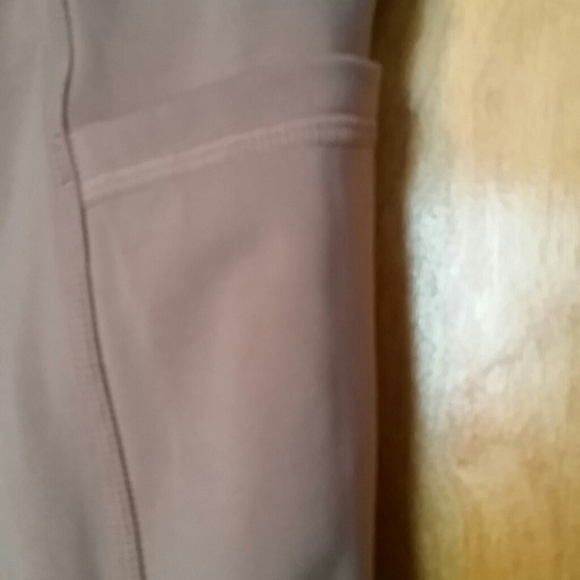 Training legging capris tan sz s NWT side pockets - Picture 7 of 7